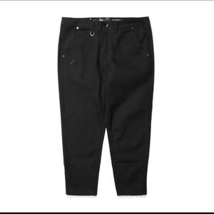 Publish Brand INC. P1601101
Men's Classic 5 Pocket Ankle
Pant Black Size 34